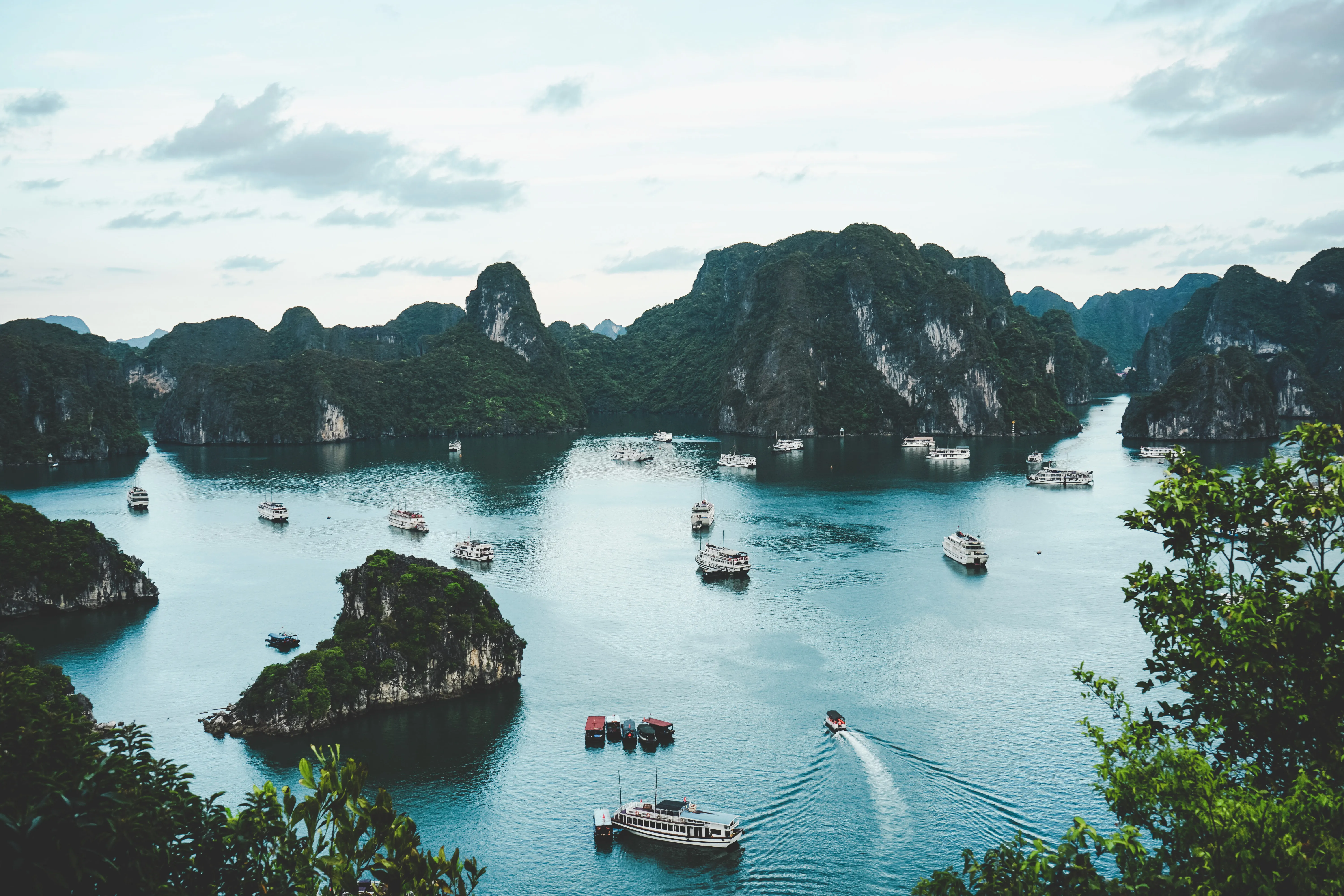 vietnam tour travel